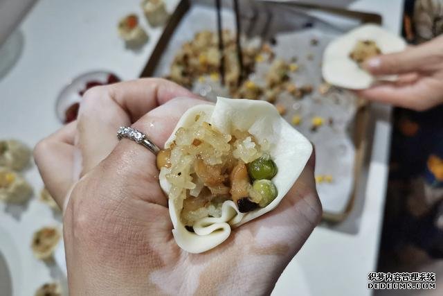 简易快手早餐，鲜香软糯一口一个，有肉有菜营养丰富，大满足