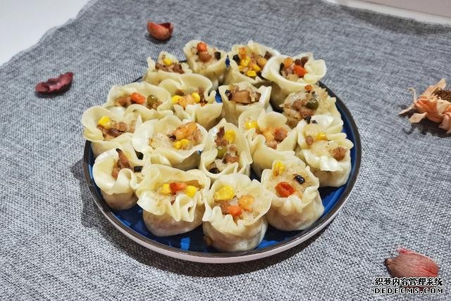 简易快手早餐，鲜香软糯一口一个，有肉有菜营养丰富，大满足