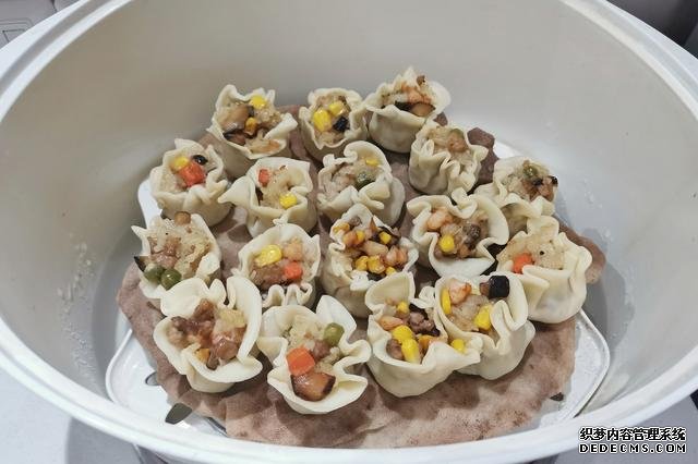 简易快手早餐，鲜香软糯一口一个，有肉有菜营养丰富，大满足